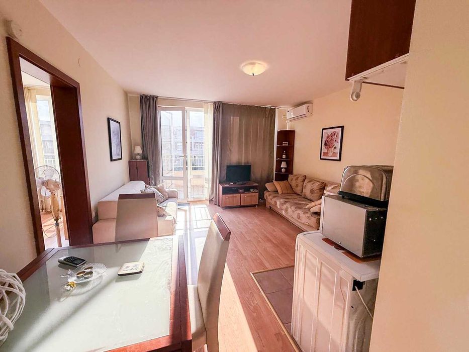 Продава се Двустаен апартамент в к.к. Слънчев бряг - 65 кв.м за 1054 €/кв.м - Снимка #5