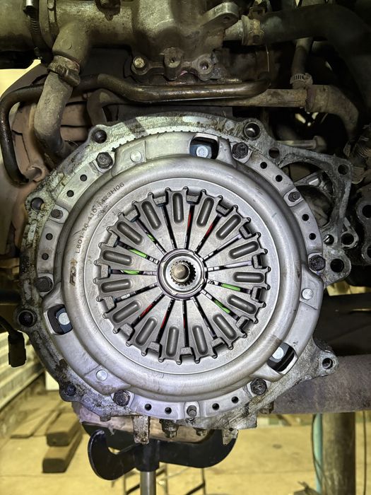 Продам Мазду Кронус