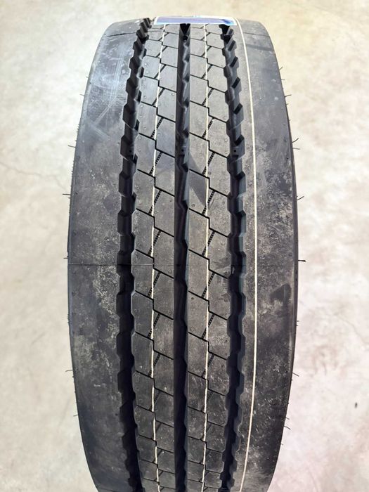 235/75R17.5 AR11 Accelus