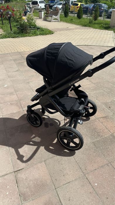 Бебешка количка MAXI COSI NOVA 4