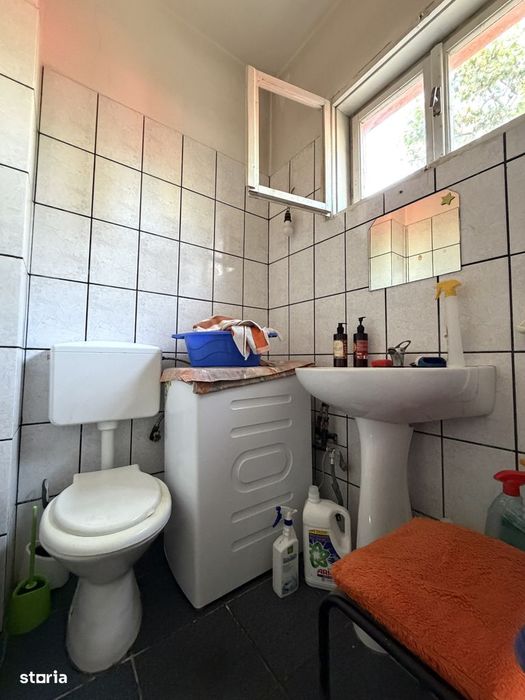 Casa individuala 6 camere, 165 mp utili, 641 mp teren - Ghiroda