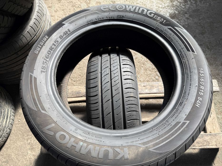 2x Anvelope Vara 185/60 R15  - Kumho Eco Wing Es01