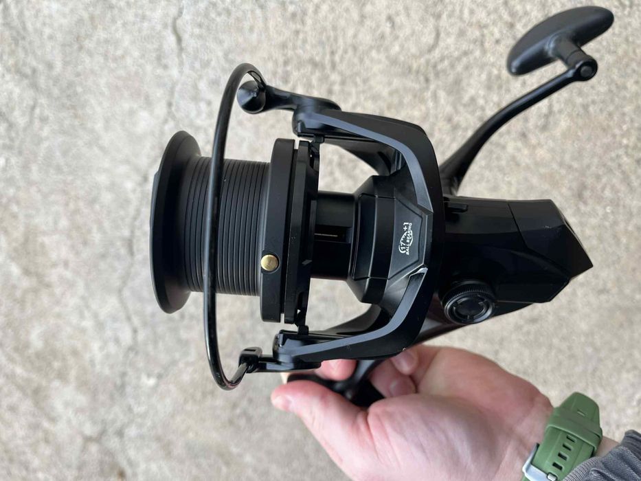 Макара чисто нова