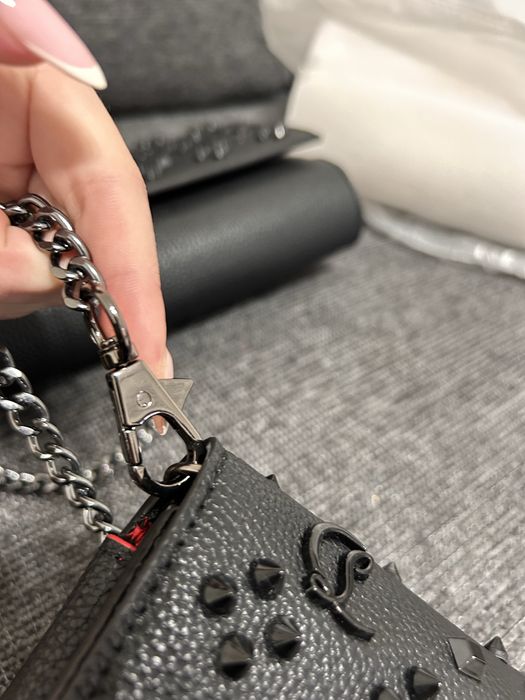Geanta Louboutin noua