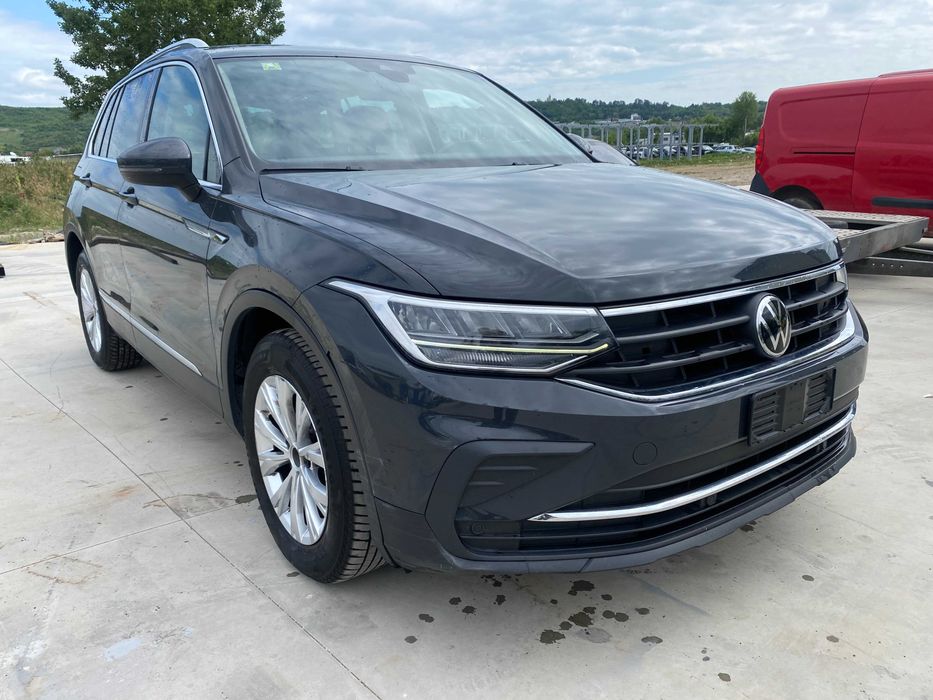 Dezmembrez VW TIGUAN mk2 facelift-capota-bara-far full led-stop-stop