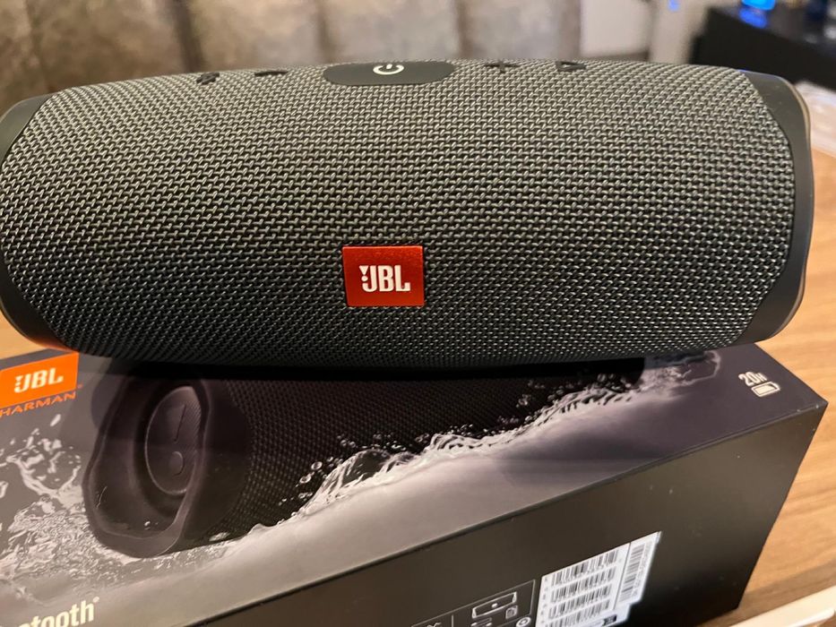 Boxa JBL Charge Essential 2 aproape noua