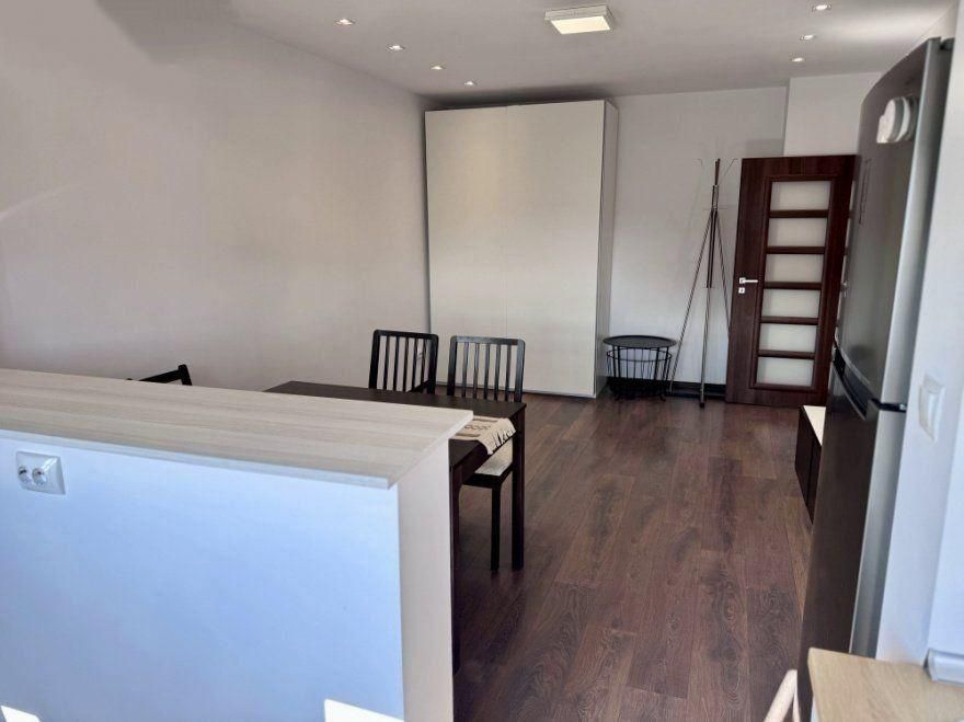 Двустаен, под наем, ж.к Левски