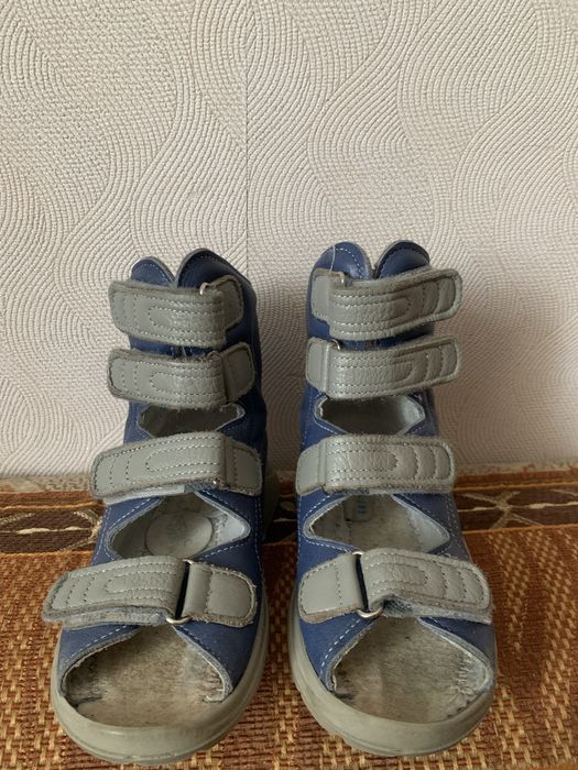 ортопедичкская обувь сандали