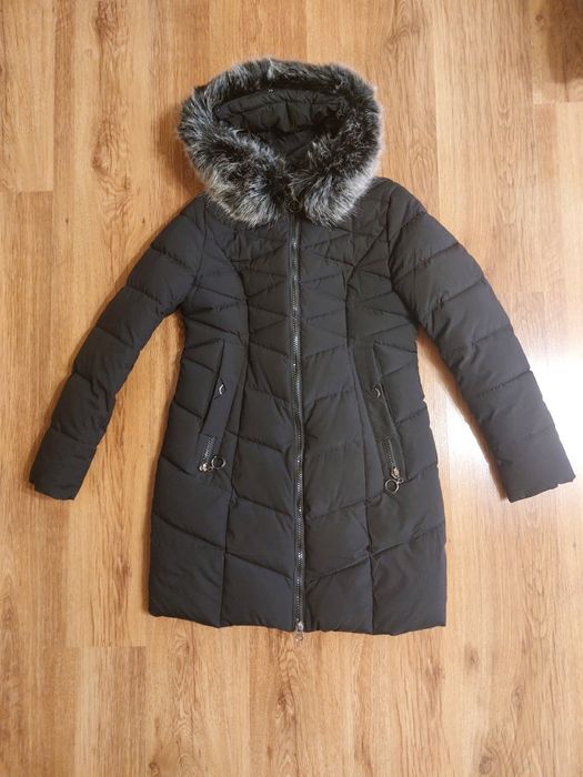 Geaca iarna cu gluga