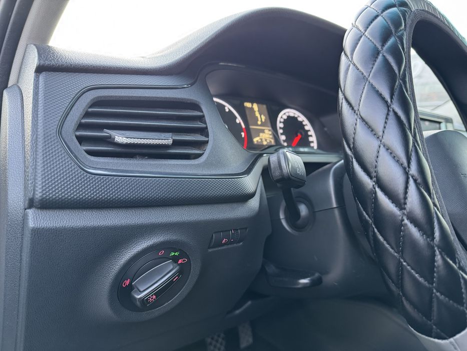 Авто Volkswagen polo