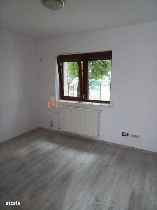 Apartament 4 camere Zimbru - Alexandru cel Bun - Ocazie