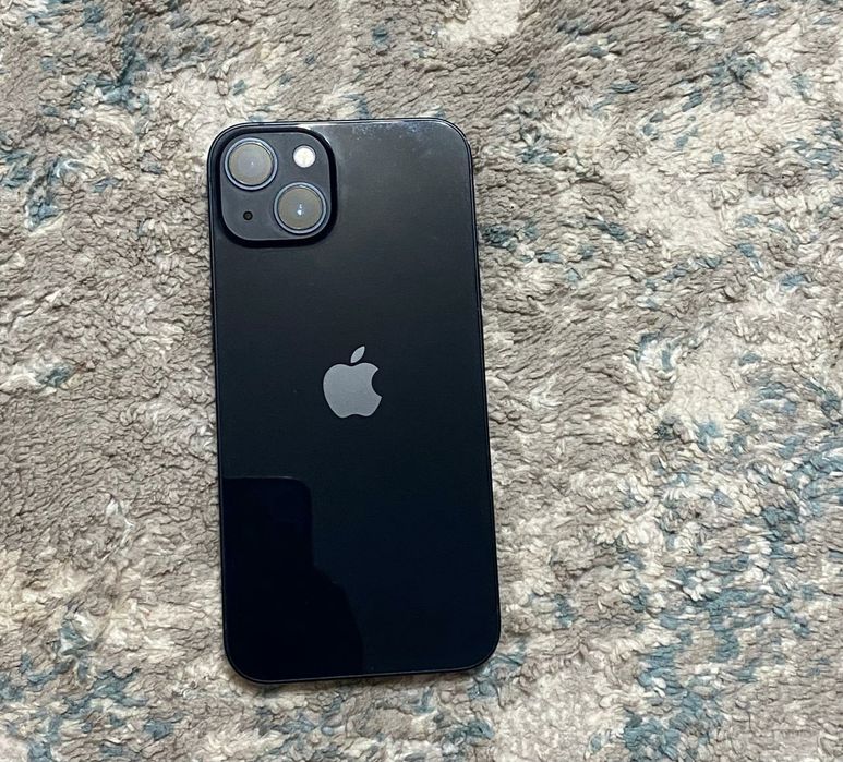 iPhone 13 128gb black