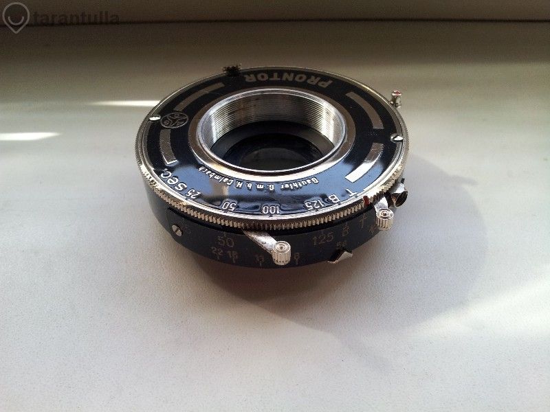 Старинни обектив за фотоапарат