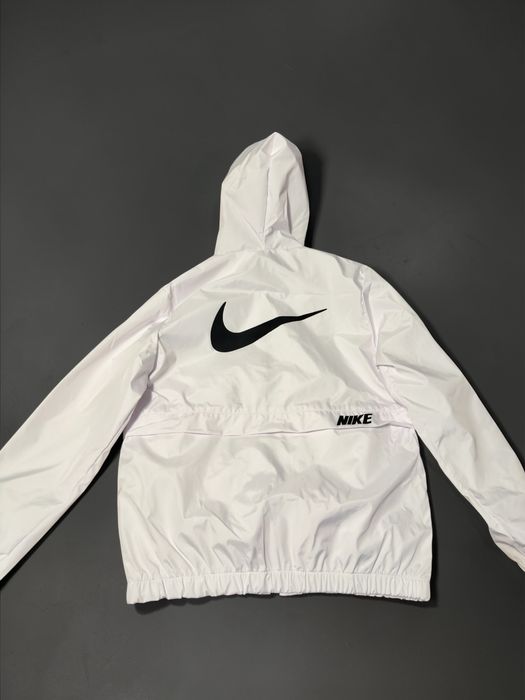 Jachetă Nike Dri-FIT Woven Training Jacket S,M,XL , XXL Alb