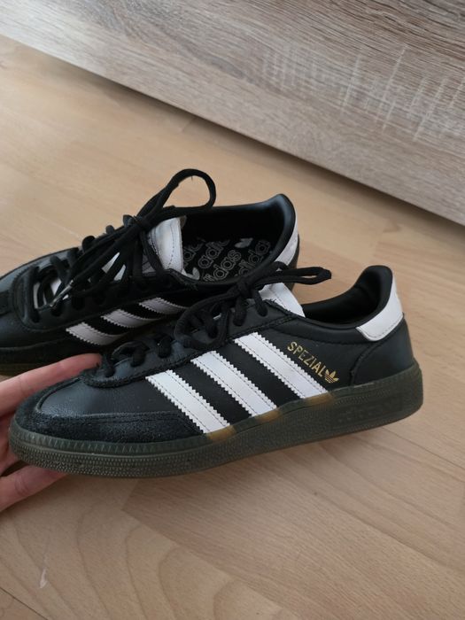 Маратонти ADIDAS SPEZIAL 36 2/3