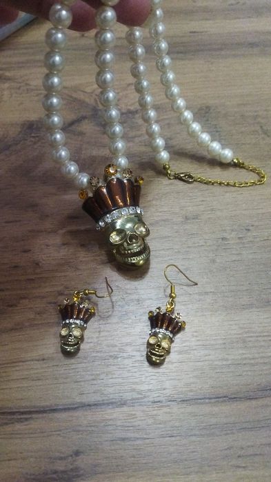 Украшение с кулоном серьги