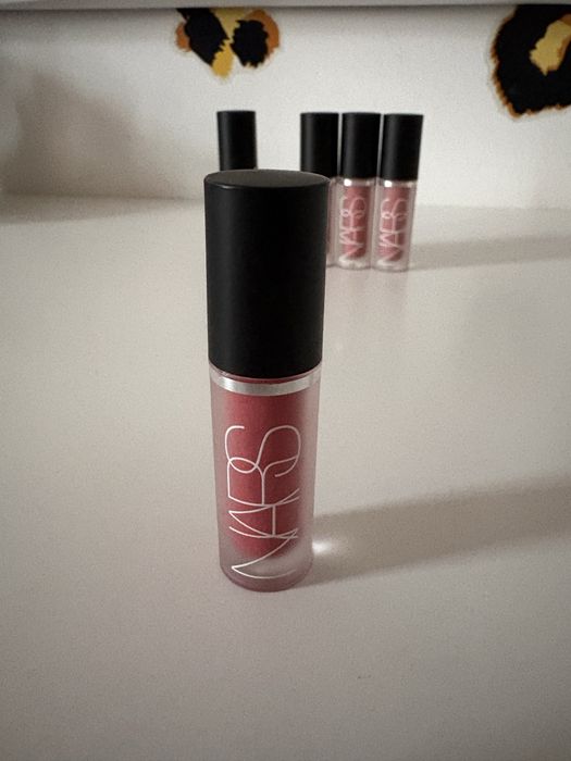 Set 5 rujuri matte NARS