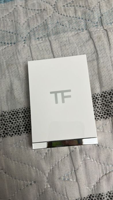 Плетка теней Tom Ford