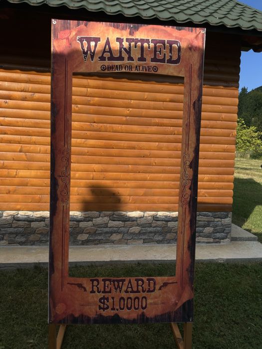 Panou zi de nastere din lemn Most Wanted