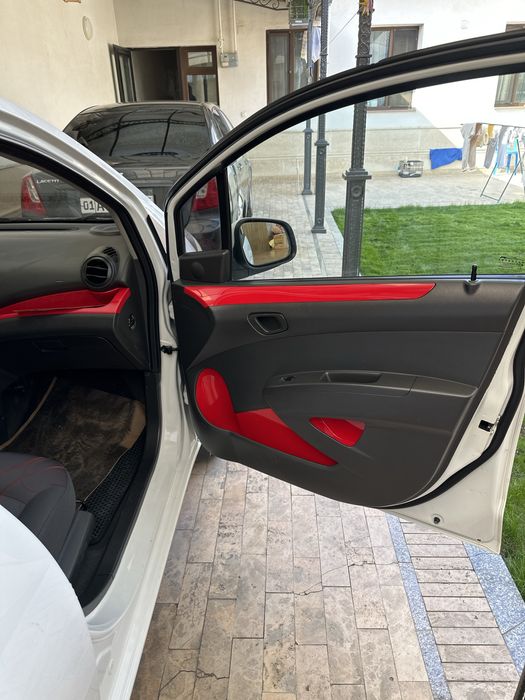 Продается Спарк 3 позиция