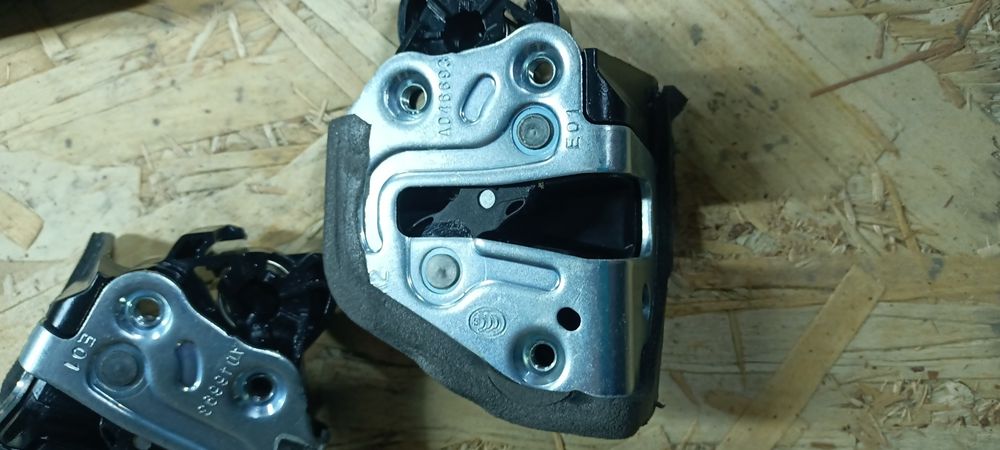 Замки дверные на Лексус RX