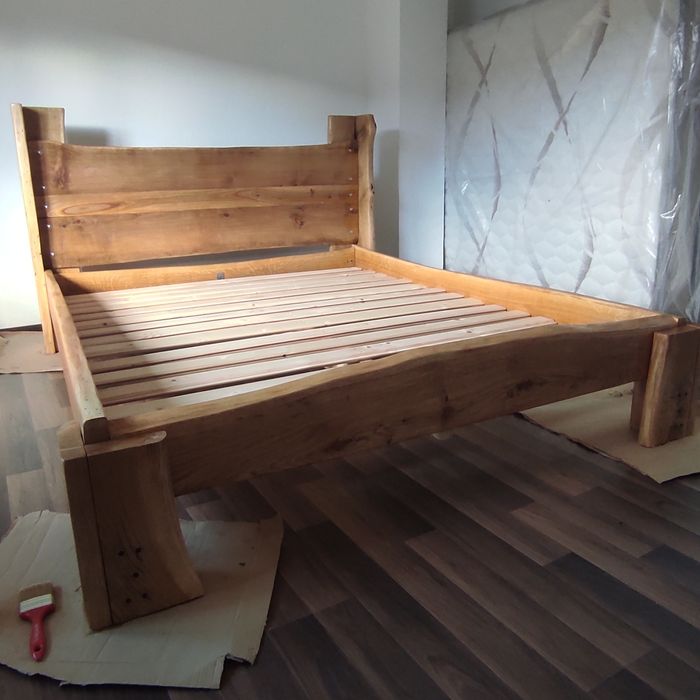 Vând pat lemn masiv stejar