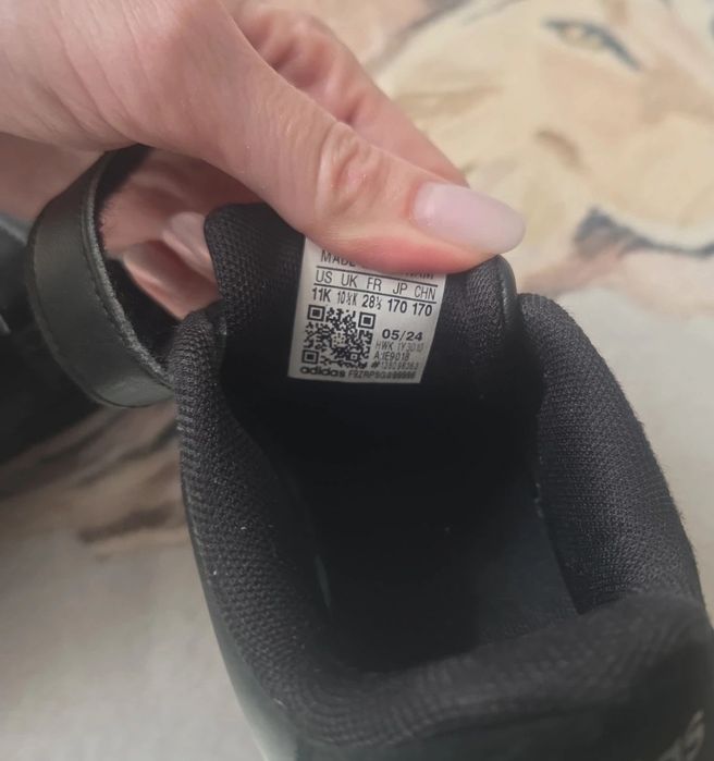 Adidas marimea 28 1/2