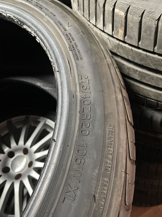 275/40R20.     245/45R19