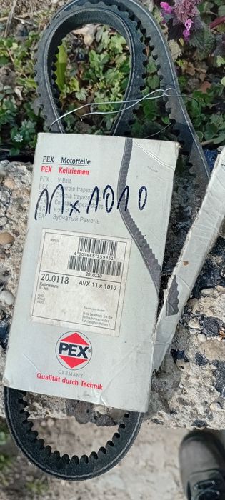 Пистови ремъци за автомобили няколко бройки