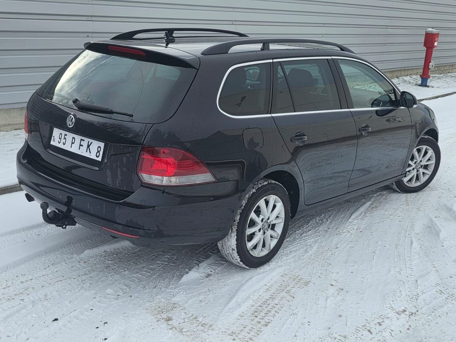 Volkswagen Golf 2011 1.2 benzina Euro5  Navi  Jante Cârlig recent adus