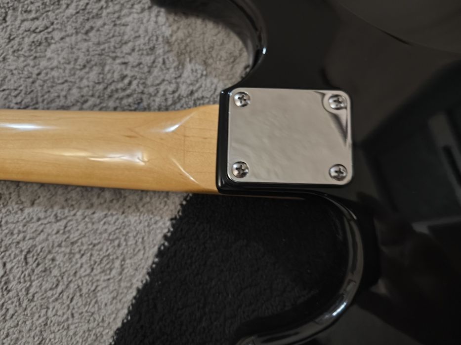 Черна електрическа китара RIDER-STD-S 6 струни TB