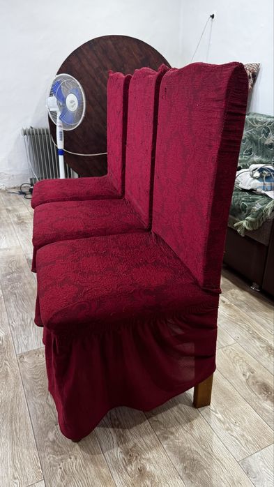 Прдам стол стульями