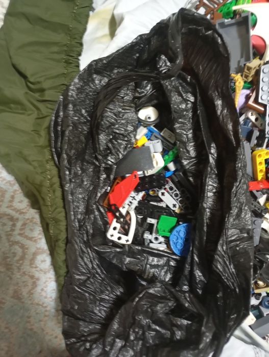 Продаётся Лего.С мешком