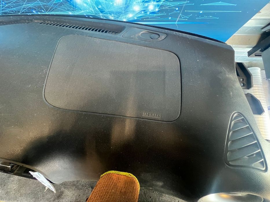 Арматурно табло Nissan Juke Нисан жук с капачка