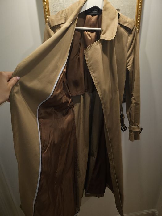 Trench de toamnă Zara