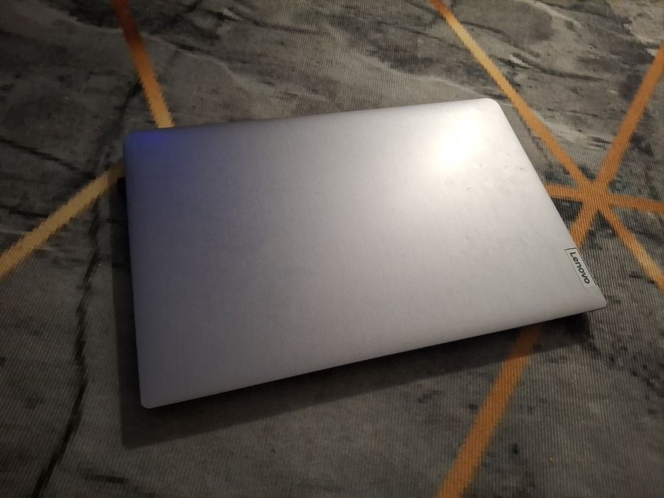 Ноутбук lenovo idepad 3