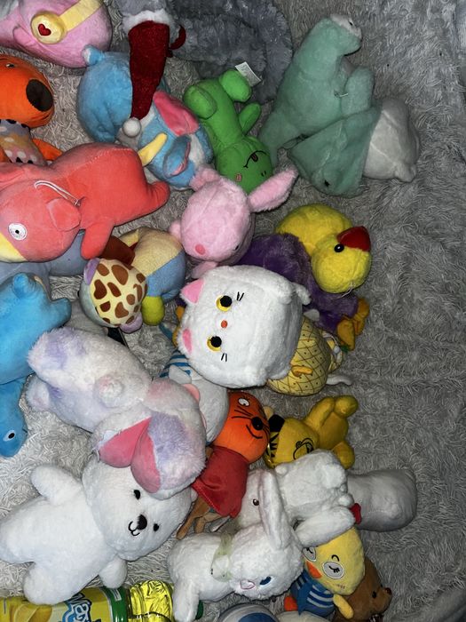 Игрушки мягкие разные