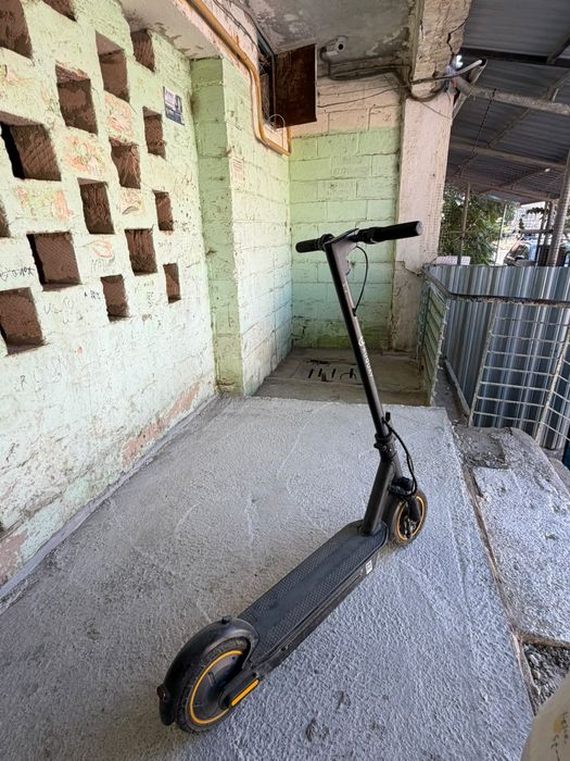 Продам электросамакат