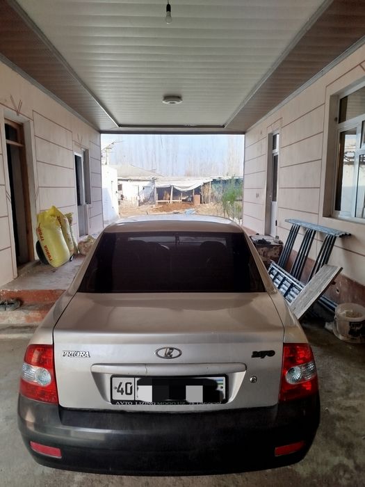 Lada Priora Srochna sotiladi mashinalarga ham barter bor