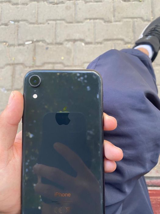 Сатылымда айфон хр