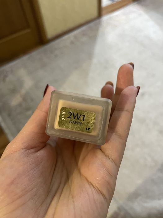 Продаю estee lauder, тоналка продаю, оригинал