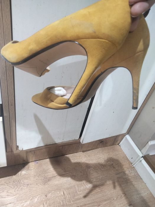 Туфли лодочки празднечные