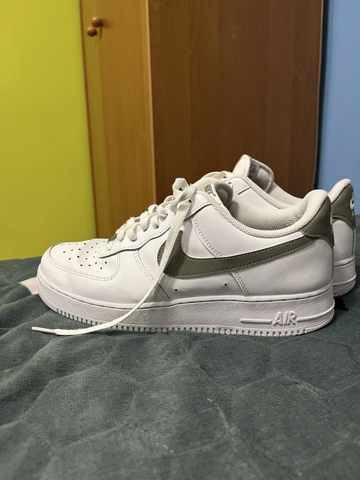 Nike air force 1’07