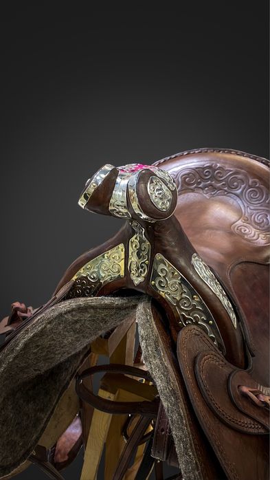 Седло на лошадь