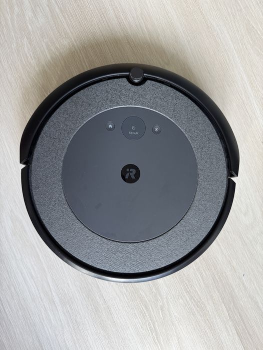 iRobot Roomba i3
