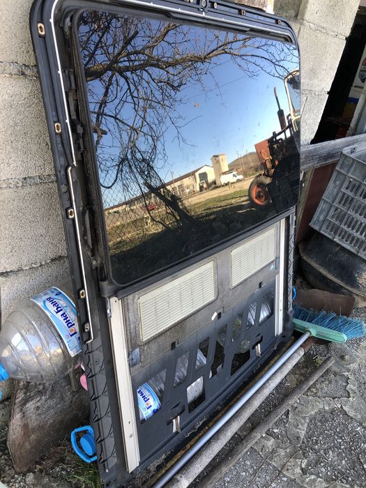 Люк за Мерцедес w210