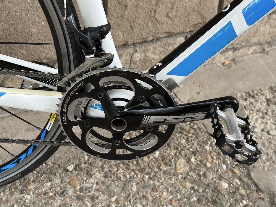 Cube Agree-карбонов велосипед