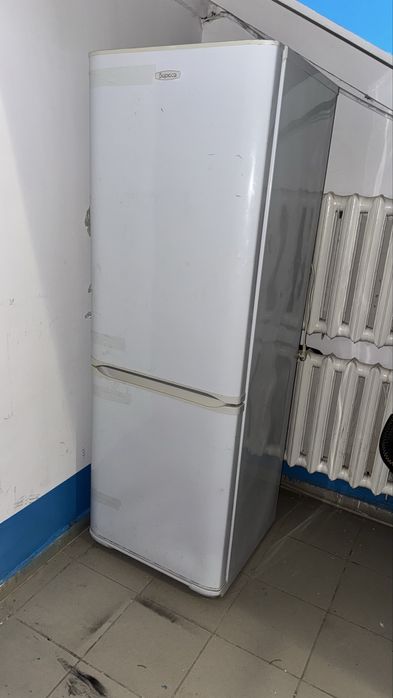 Холодилник бирюса