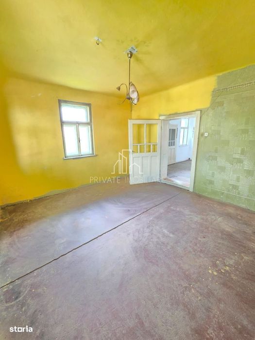 Casa individuala, cu Teren de 12 ari, Str Principala Voiniceni
