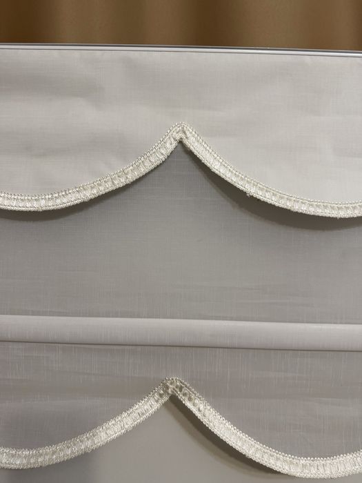 Продам ролл- шторы  лен.